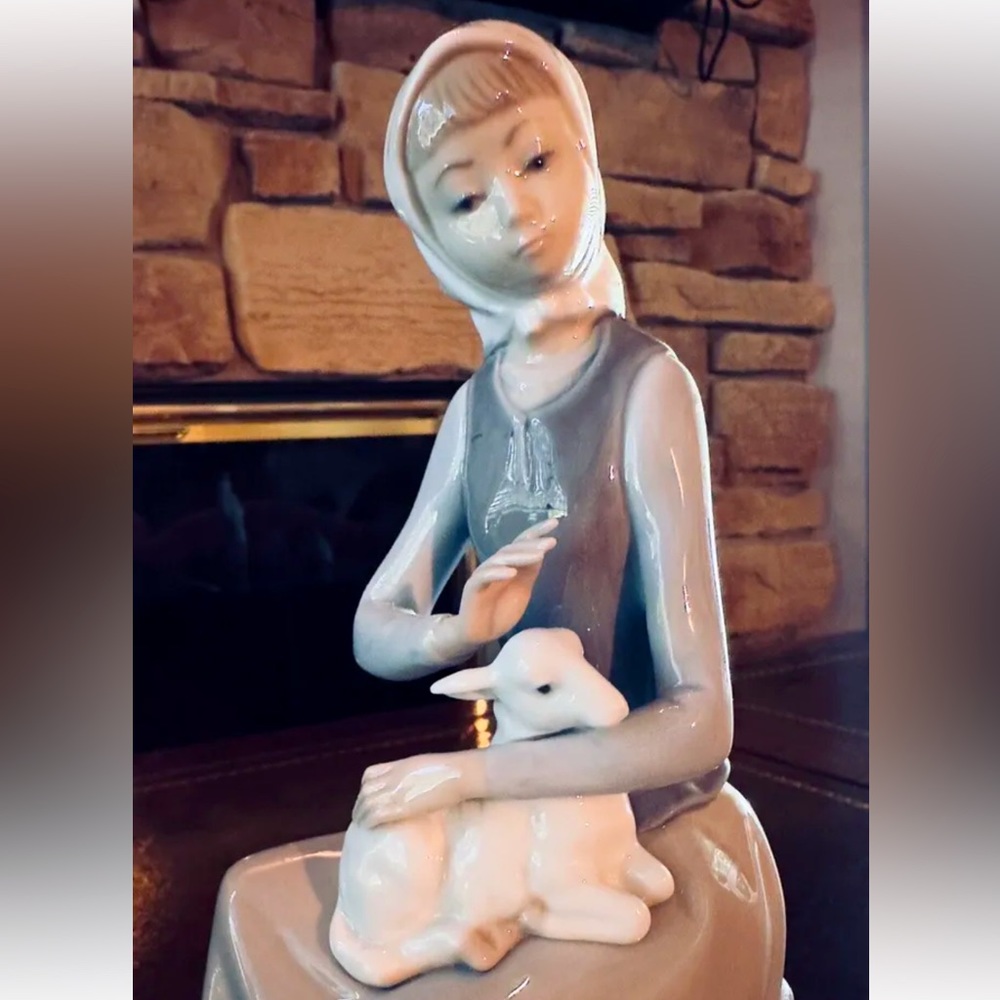 RARE Vintage Llardo Figurine #4816 Girl Wheelbarrow~Retired 1972~Collectors Gift